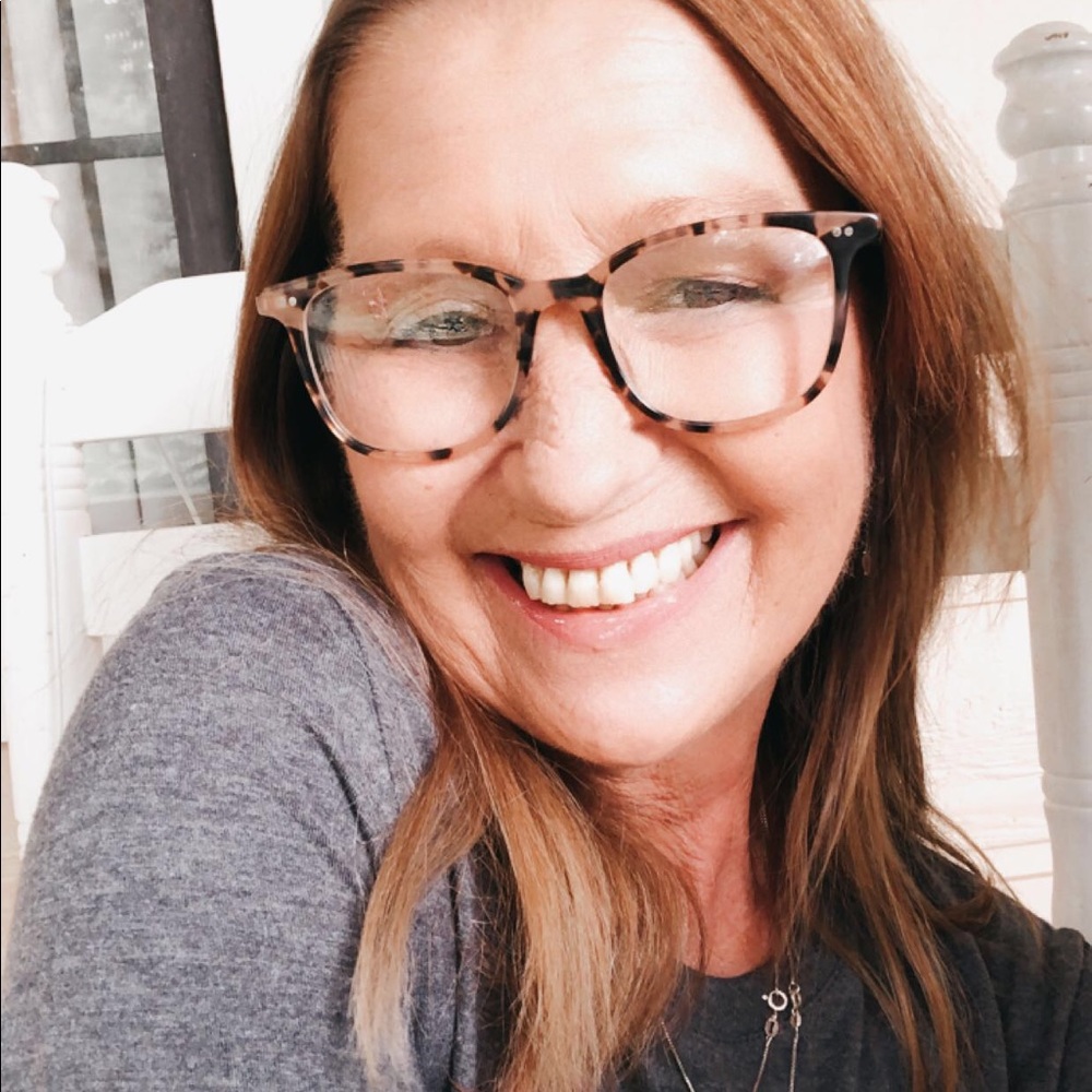 Meet your Posher, Jacquelyn